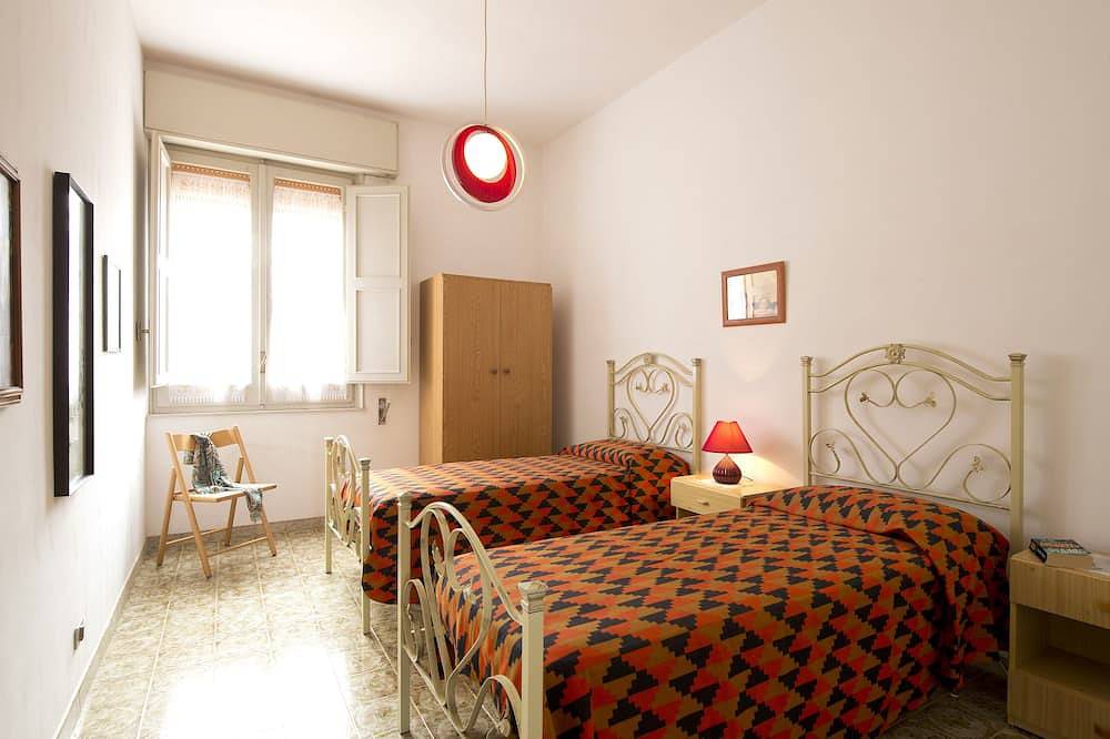 Villa Paradiso, A Villa with private Swimming Pool in Castelluzzo. in Castelluzzo, San Vito Lo Capo