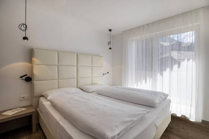 Entire apartment, Apartment "Set Residenz Bun Sté" with Mountain View, Sauna & Balcony in San Vigilio di Marebbe, Mareo