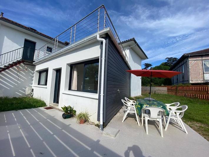 Appartement de vacances pour 4 personnes, avec vue et jardin, animaux acceptés