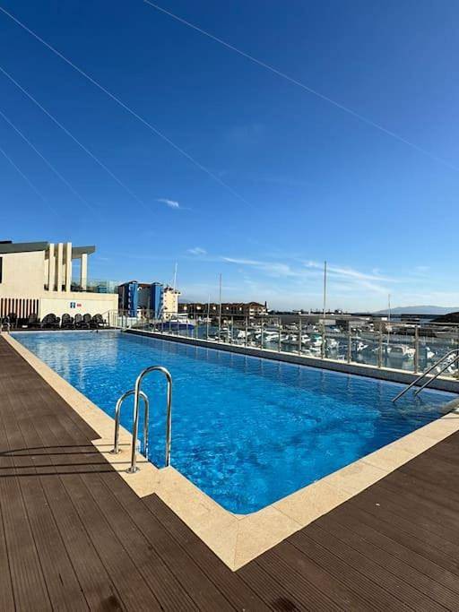 Appartement entier, Vv - Luxury 1 bed with Pool & Sea Views in Costa de la Luz