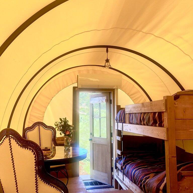 Luxury Covered Wagon in Santa Monica Mountains close to Malibu w/ King Bed in Los Angeles County