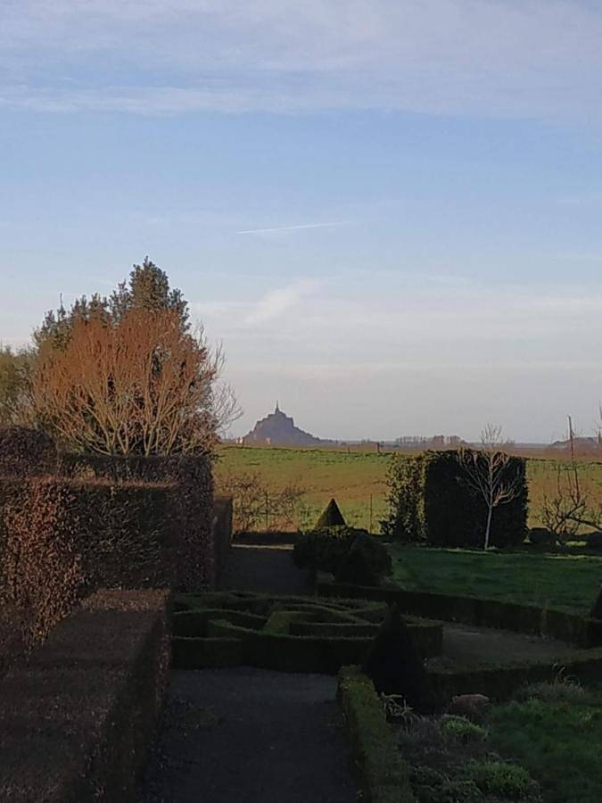 Chambre d’hôte pour 4 personnes, avec jardin et vue dans Ardevon - 2