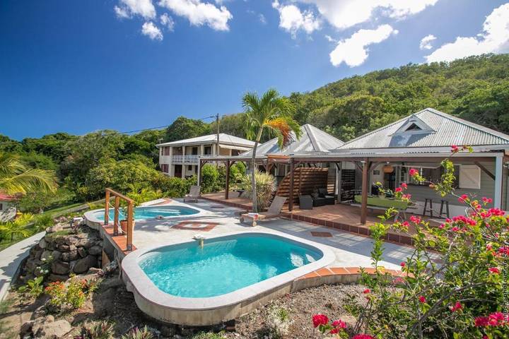 Location de vacances pour 4 personnes, avec terrasse ainsi que piscine et jardin à Sainte-Anne (Martinique) - 3