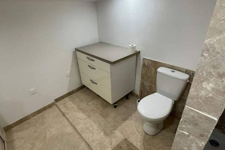 Ganze Wohnung, Logement Atypique Pro/tourisme in Pont-Saint-Esprit, Nimes und Umgebung