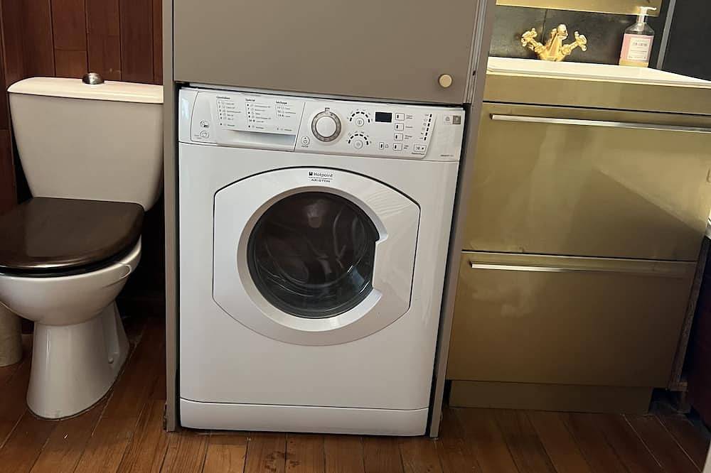 Appartement entier, Appartement romantique à Paris, grand 1 chambre sur le chic Ile Saint Louis in Paris 4e Arrondissement, Paris