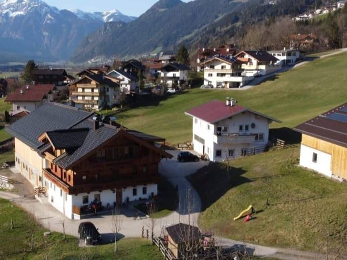 Vakantiehuis voor 6 personen, met Terras en Tuin in Hart im Zillertal