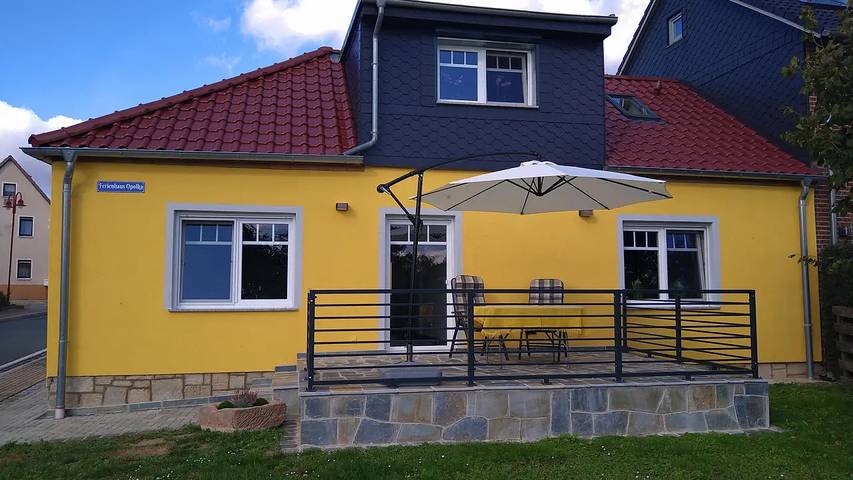 Ferienhaus für 6 Personen, mit Terrasse in Saale-Unstrut