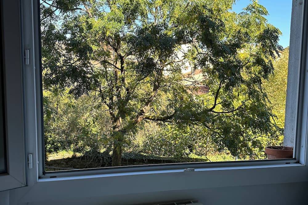 Detached house in Lodeve near Montpellier in Lodève, Lodève region