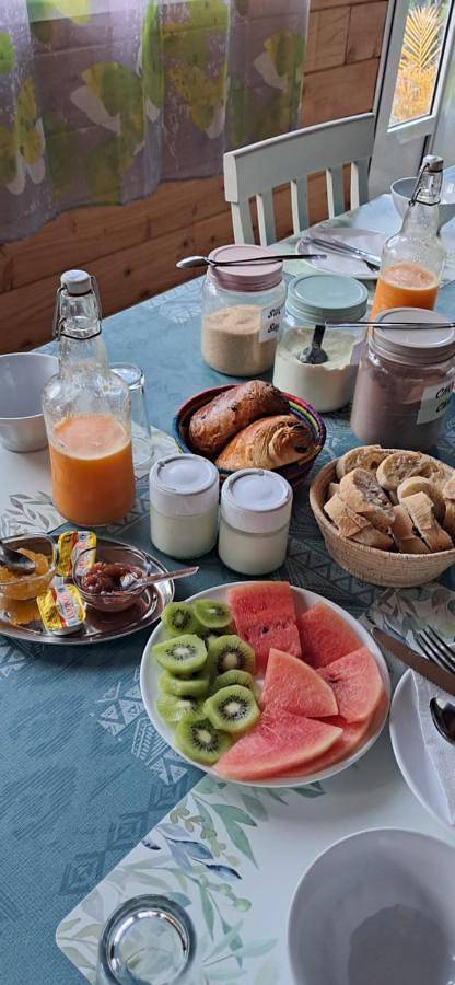Location de vacances pour 2 personnes, avec jardin ainsi que vue et terrasse dans La Mare à Joncs - 2