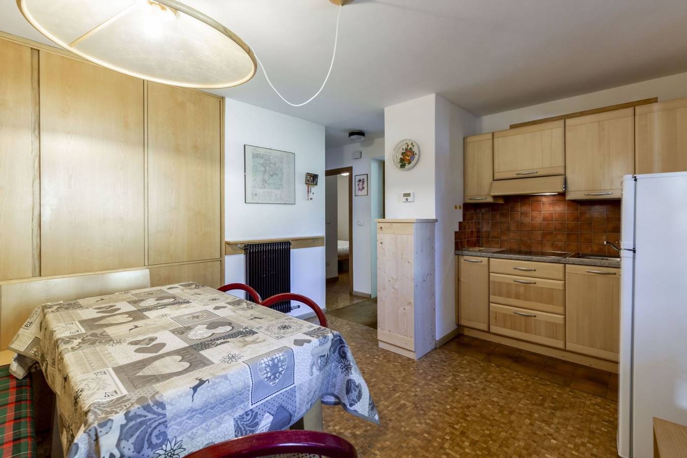 Ganze Ferienwohnung, Ferienwohnung für 4 Personen mit Garten in Mazzin, Dolomiti Superski