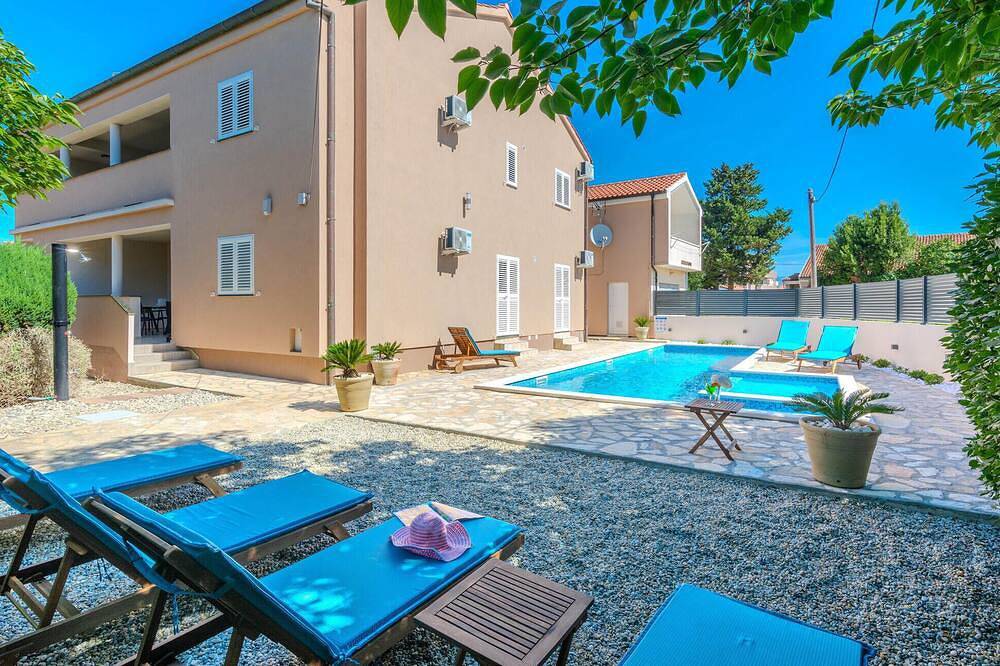 Casa vacanza a Zara a partire da 327€ a notte