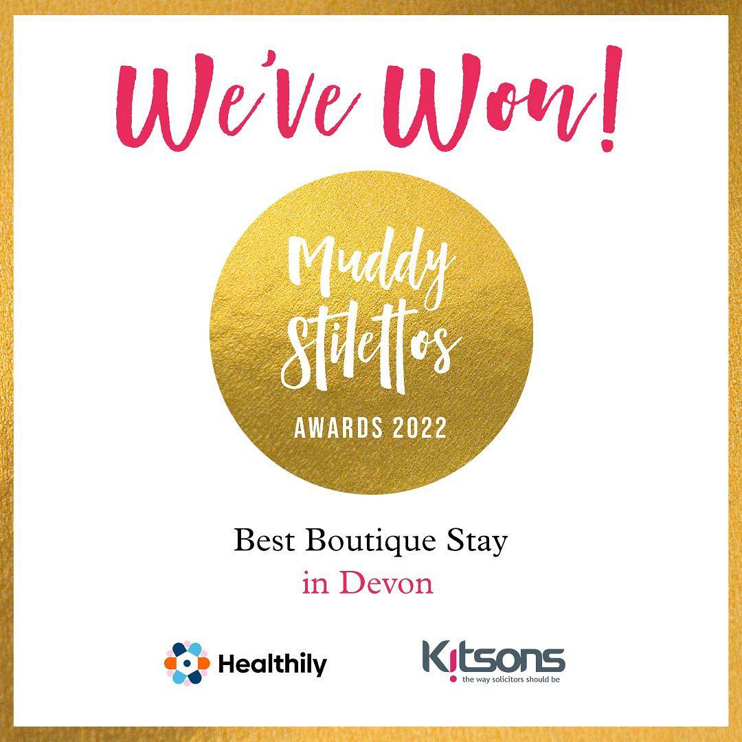 Coopy Corner- Superb Shepherds Hut with Hot Tub and Log Fire in Milton Abbot, Devon