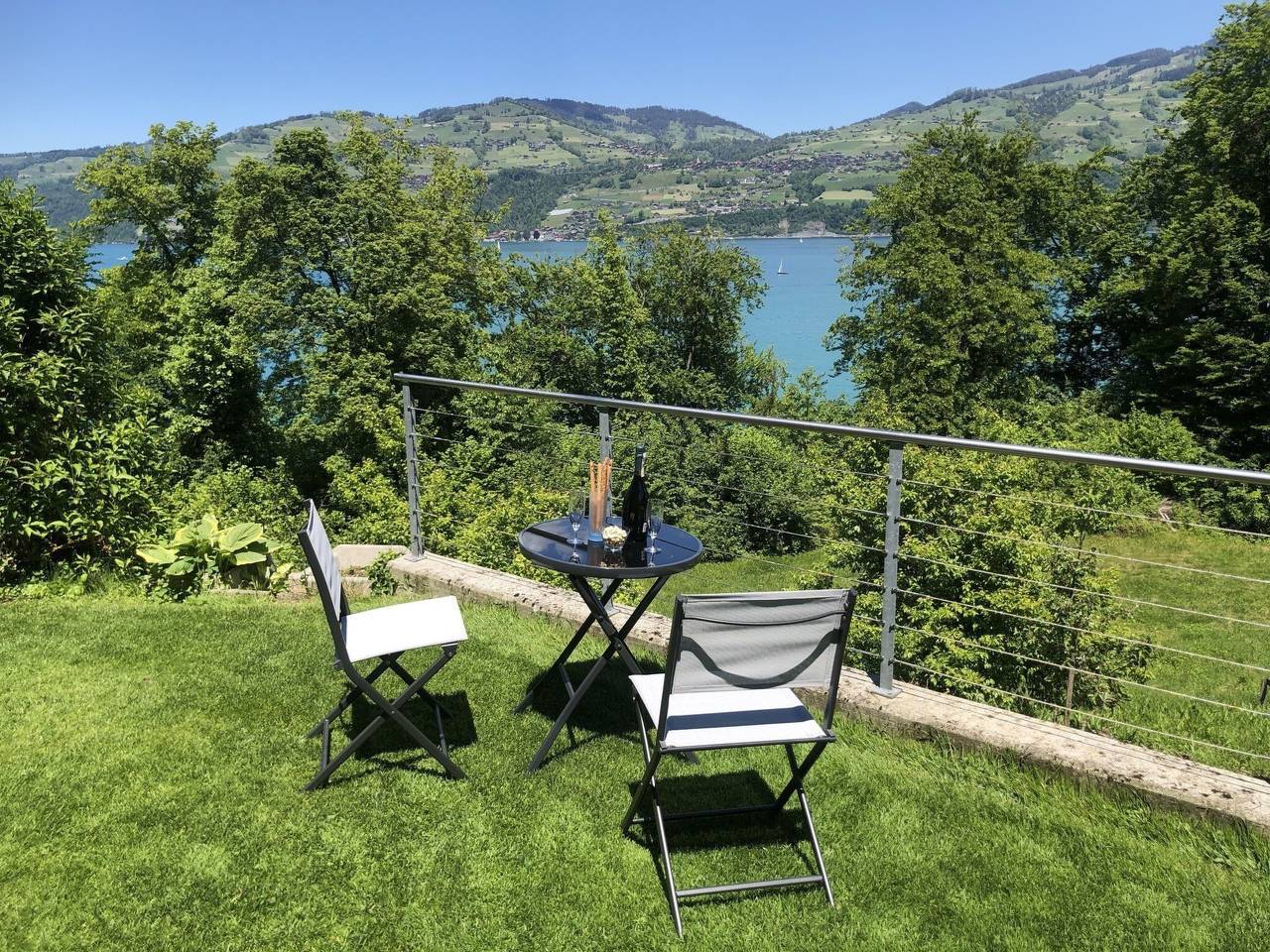 Ganze Wohnung, Seepark, direkt am See in Spiez, Thunersee