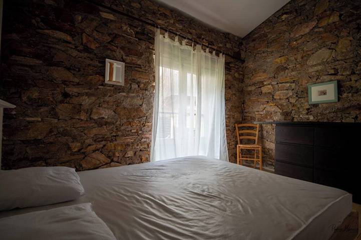 Location de vacances pour 6 personnes, avec jardin et balcon à Faugères - 3