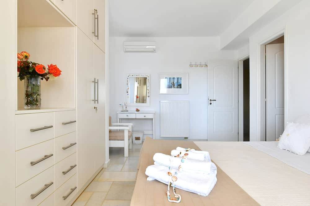 Villa Dionysos - Villa mit Außenpool in Aliki, Paros