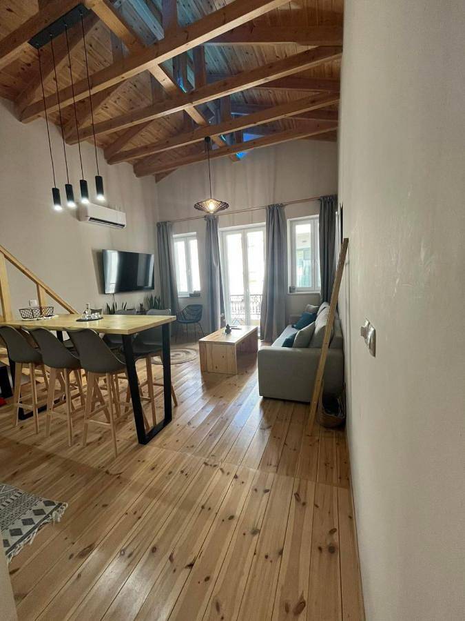 Gîte pour 7 personnes, avec Balcon et Jacuzzi ainsi que Terrasse et Vue dans Sitía - 4