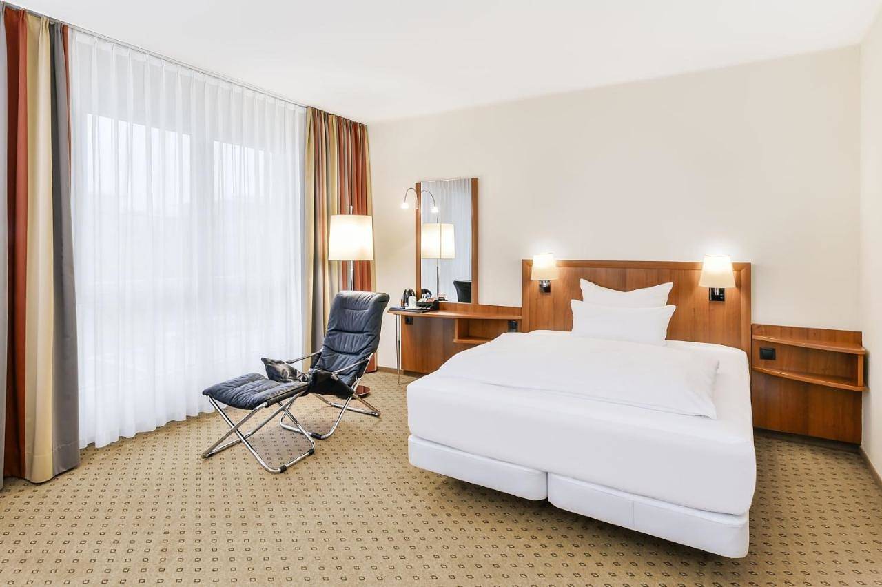 Hotel für 10 Personen mit Terrasse in Aschheim, Oberbayern