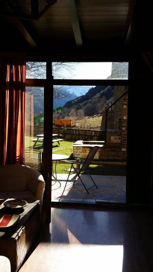 Gîte pour 5 personnes, avec jardin et vue à Alins - 4