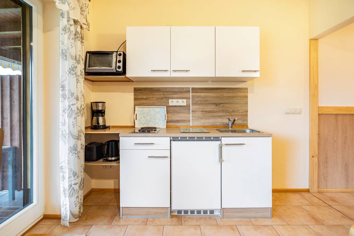 Ganze Wohnung, Ferienwohnung 'Federower Hofsee Seeadler' mit Seeblick, Privatterrasse und Wi-Fi in Federow, Kargow