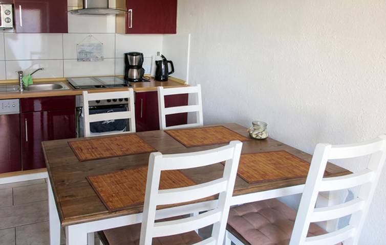 Ganze Ferienwohnung, Cozy Apartment, Terrace, Parking & Internet: Friedrichskoog 2km in Dieksanderkoog, Friedrichskoog