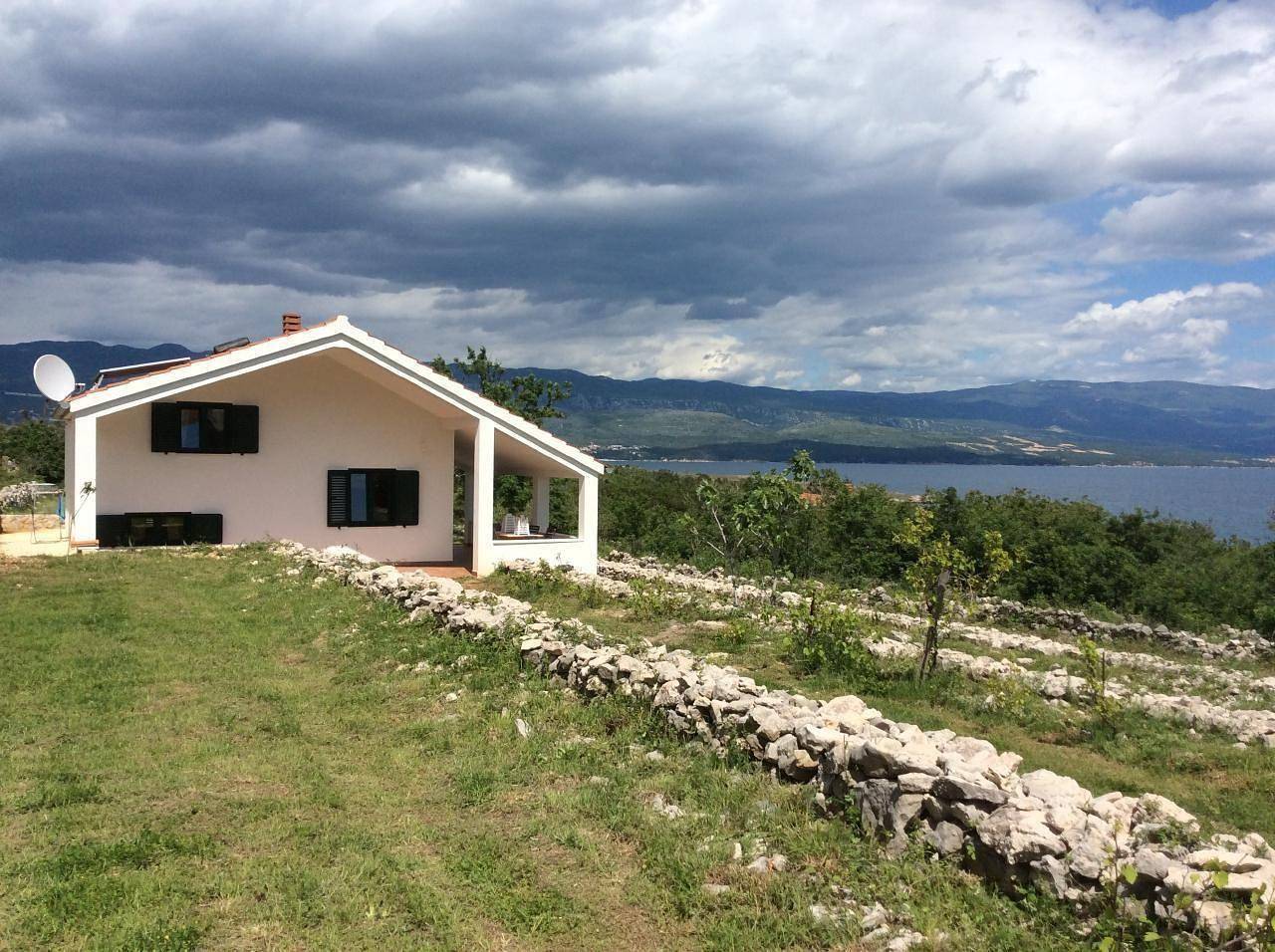 Holiday home with water view in Polje, Krk