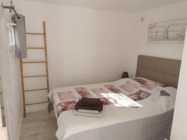 Gîte pour 4 personnes, avec vue et terrasse à Forcalqueiret - 3