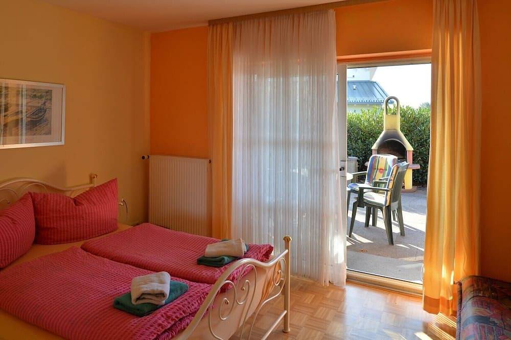 Einzel stehendes Top ausgestattetes Wohnhaus für bis zu 14 Pers. in Battenberg, Waldecker Land
