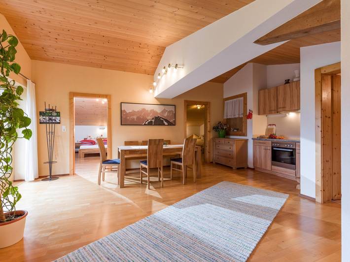 Ferienhaus für 7 Personen, mit Balkon und Garten sowie Ausblick in Steinberg am Rofan