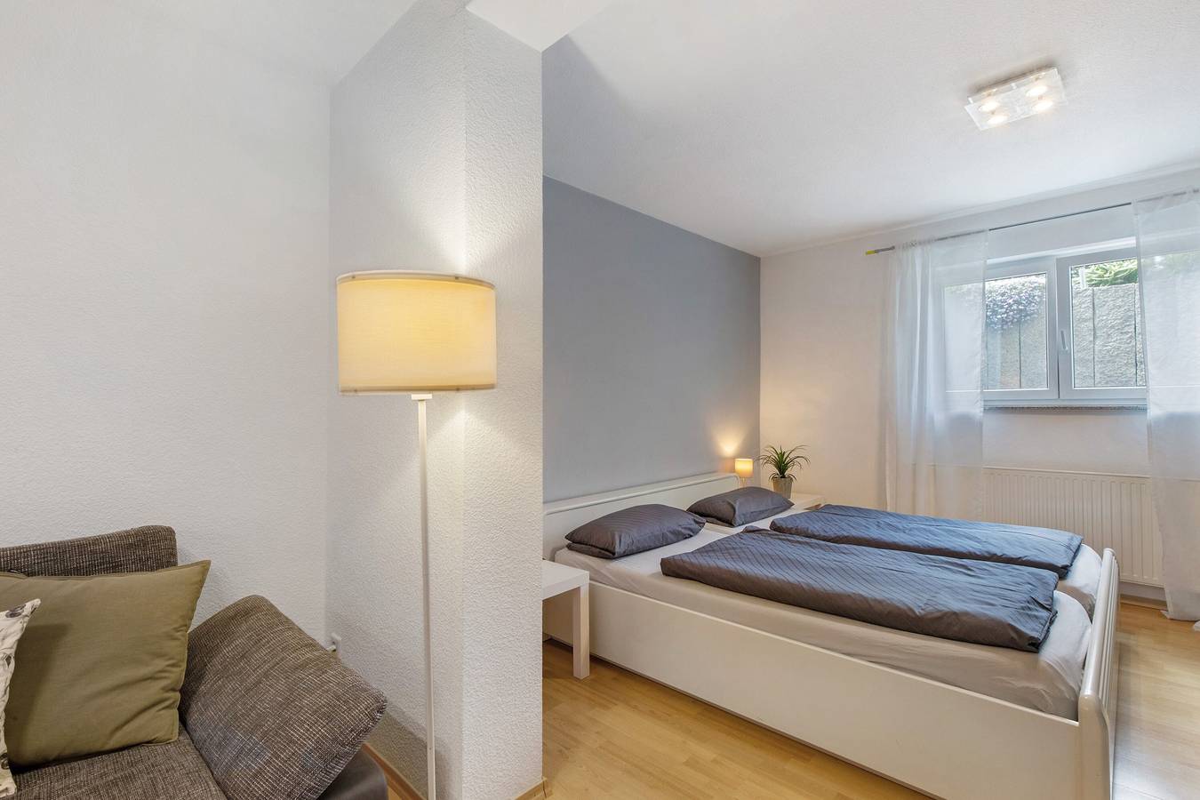 Ganze Wohnung, Ferienwohnung 'Emilia, 36qm' mit Privatterrasse und Wi-Fi in Münsingen, Neckar-Alb