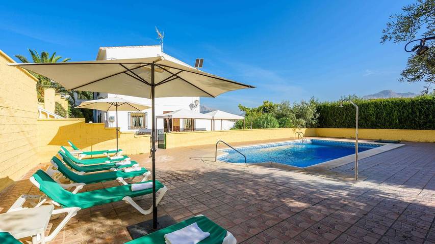 Location de vacances pour 15 personnes, avec Balcon/Terrasse à Casabermeja