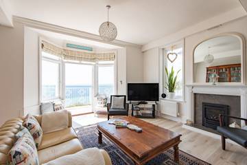 Holiday Rental for 8 People in Sandgate, Kent, Photo 2