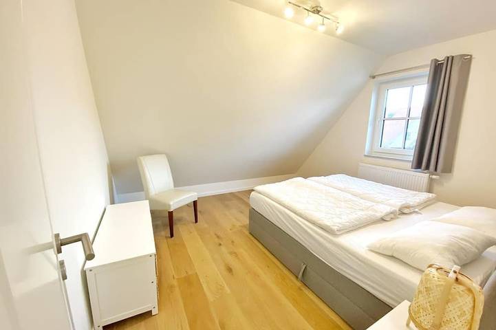 Ferienhaus für 4 Personen, mit Terrasse und Garten in Lohme - 4