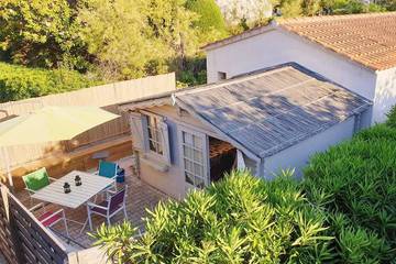 Gîte pour 4 personnes, avec jardin ainsi que terrasse et piscine dans Plage de Bonne Grace