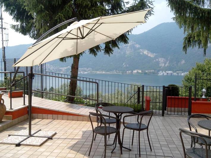 Hotel per 2 persone, con Terrazza e Giardino nonché Piscina in Franciacorta