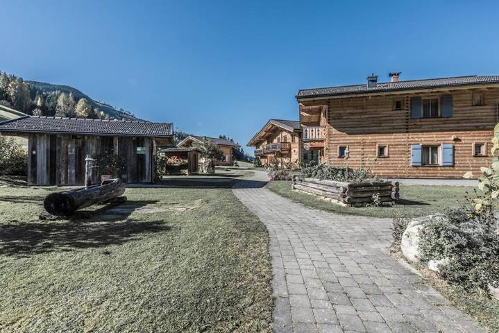 Parc de vacances pour 4 personnes, avec jardin ainsi que vue et sauna, adapté aux familles dans les Alpes