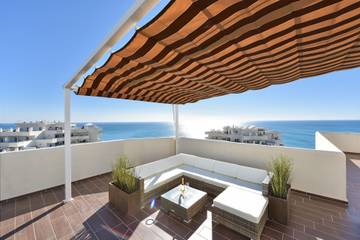 Penthouse for 4 Guests in Torrequebrada, Benalmádena, Picture 3
