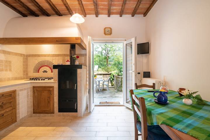 Appartamento intero, Appartamento 'Casa I Pini' con giardino privato e Wi-Fi in Terranuova Bracciolini, Valdarno