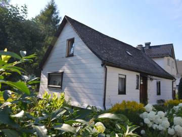 Gîte pour 4 personnes, avec terrasse, animaux acceptés à Bestwig