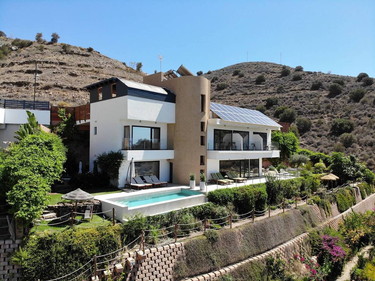 Villa voor 10 Personen in Torrox Costa, Torrox