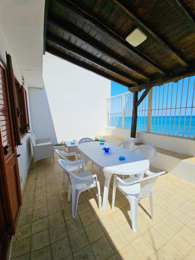 Gîte pour 4 personnes, avec terrasse et vue à Torre Faro - 4