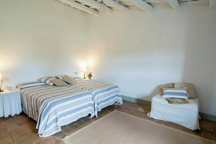Location de vacances pour 7 personnes, avec Balcon ainsi que Jardin et Piscine à Cassà de la Selva - 4