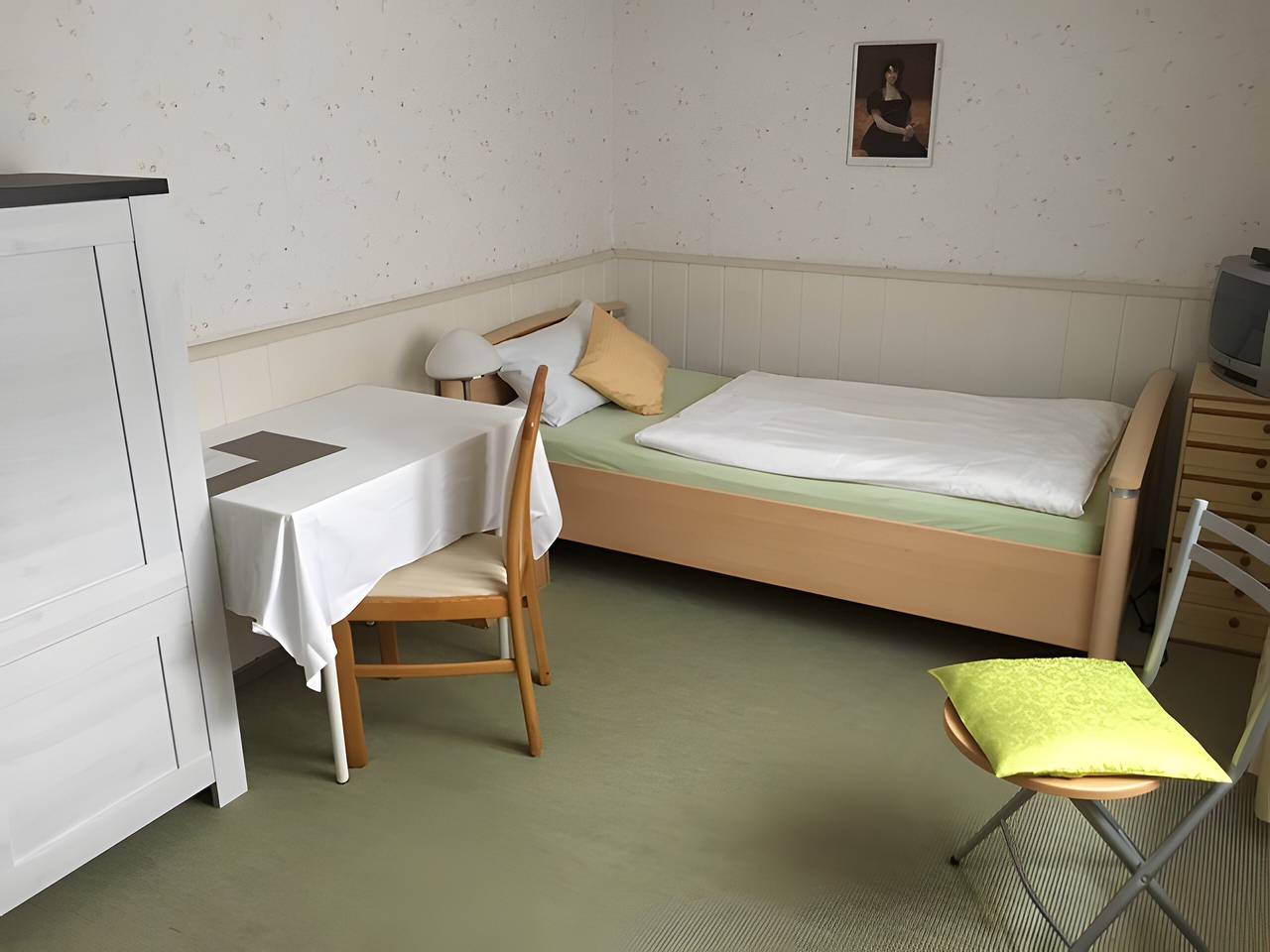 Apartment 'Einzelzimmer 2' mit Wlan in Cuxhaven, Cuxland