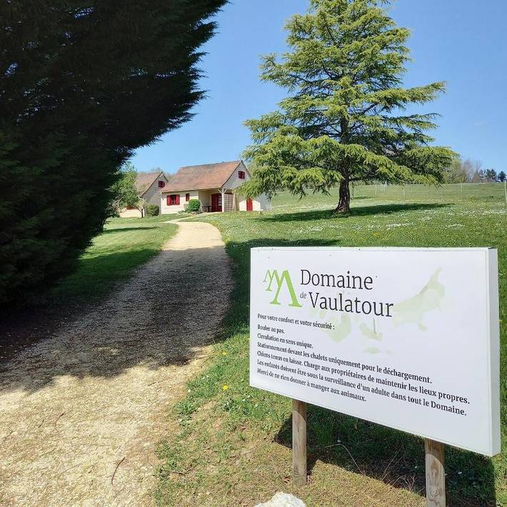 Location de vacances pour 4 personnes, avec vue ainsi que jardin et piscine, animaux acceptés à Payzac (Dordogne) - 3