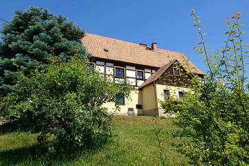 Ferienwohnung für 3 Personen, mit Terrasse und Garten in Reinhardtsdorf-Schöna
