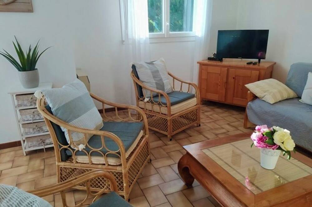 Schönes Ferienhaus in Hourtin-Plage, Wifi,Terrasse in Hourtin Plage, Hourtin