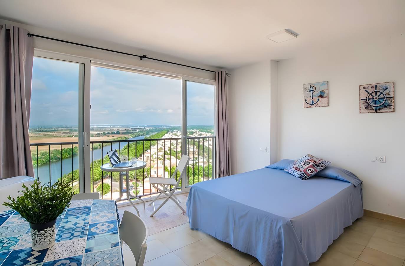 Estudio entero, Estudio 'Spondylus 2' con vistas al mar, Wi-Fi y aire acondicionado in Ampuriabrava, Alt Empordà