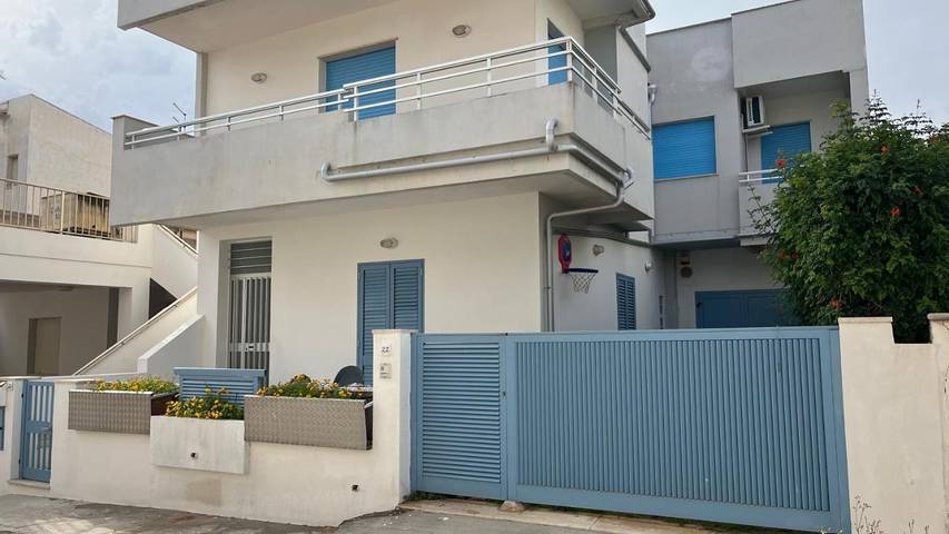Gîte pour 5 personnes, avec terrasse et vue à Scoglitti - 2