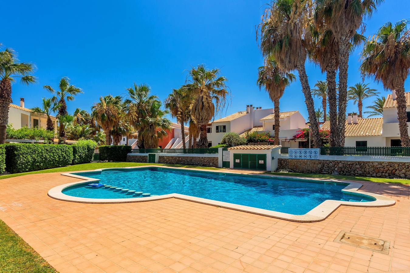 Holiday Home 'Aloes' with Shared Pool, Private Terrace and Wi-Fi in Son Blanc, Ciutadella