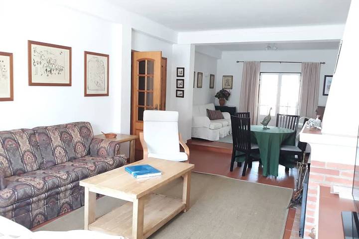 Chalet für 9 Personen, mit Garten und Balkon sowie Whirlpool - 1