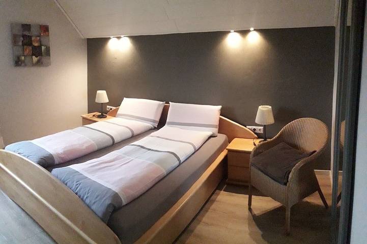 Ferienwohnung für 4 Personen, mit Terrasse und Garten in Meinerzhagen - 2